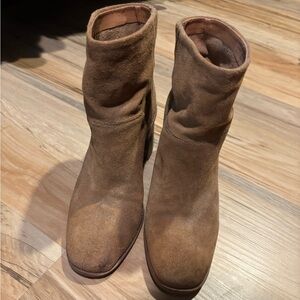 Lucky Brand Tan Suede Ankle Boots